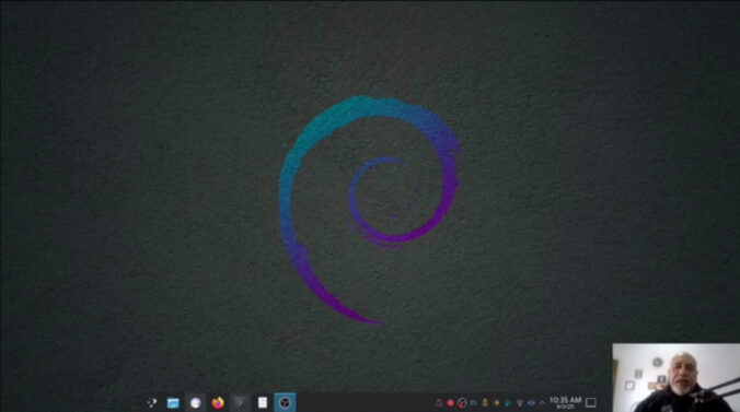 Imagen del sistema Gnulinux Debian 13